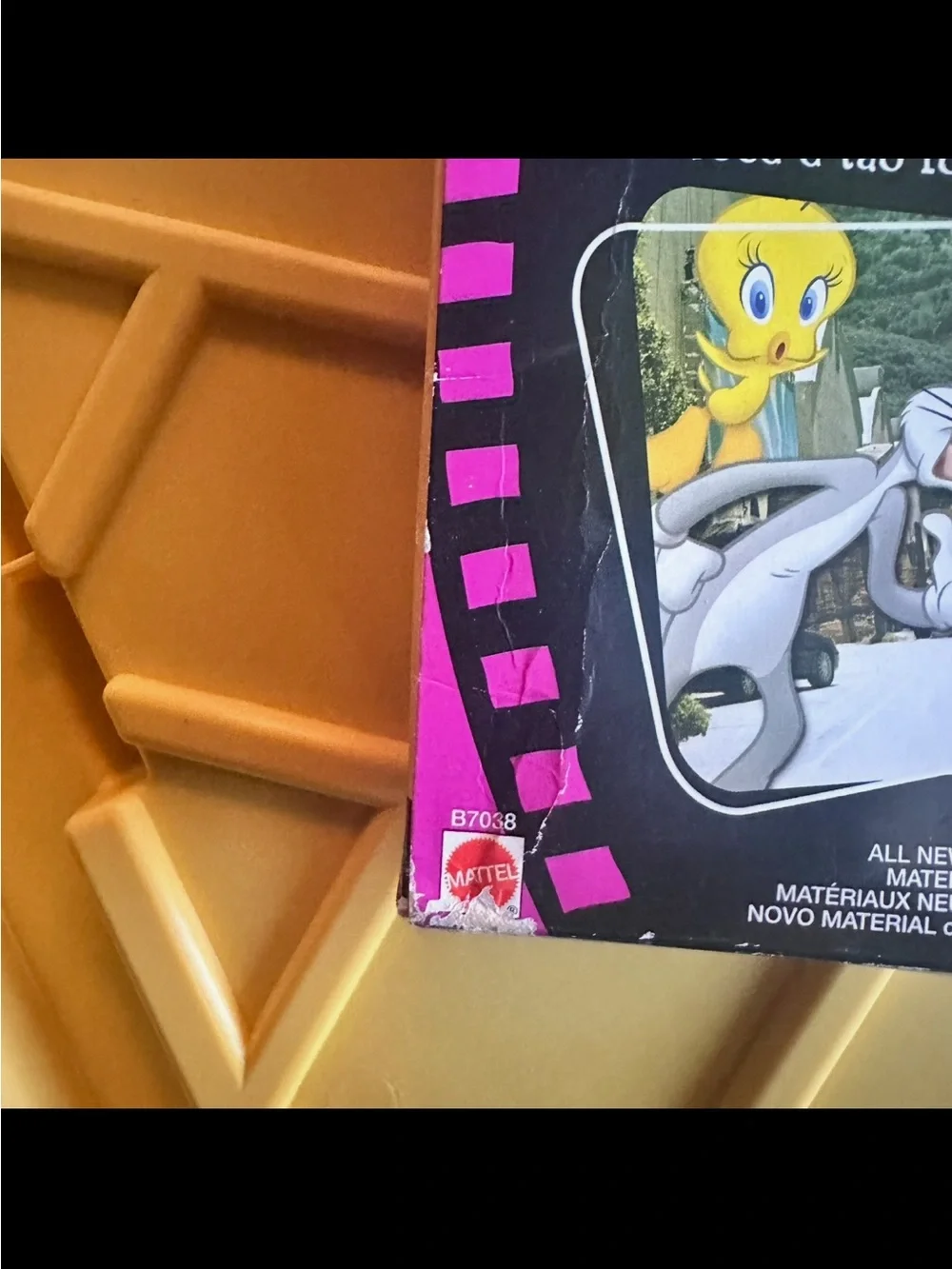 Vintage 2003 Barbie Loves Tweety Looney Tunes Back in Action Doll